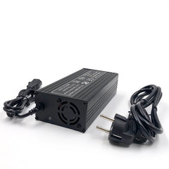 Incarcator rapid profesional 60V 5A baterii Lithium-Ion 67.2V - mufa calculator incarcator CItyCoco